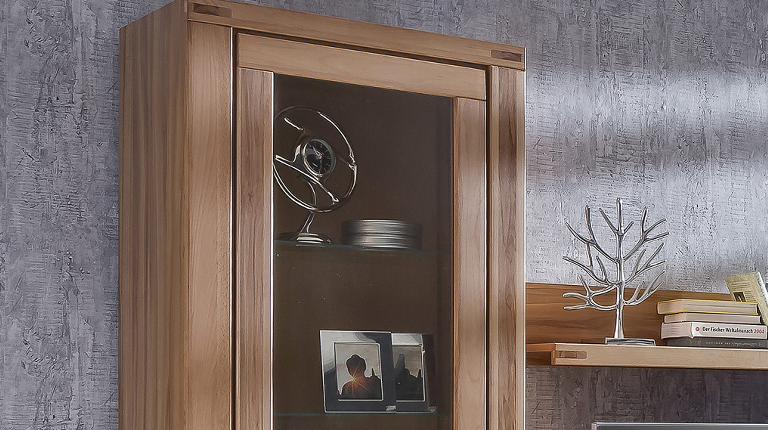 Vitrine mit Glastür Kernbuche teilmassiv geölt Breite 68 cm - FREYJA