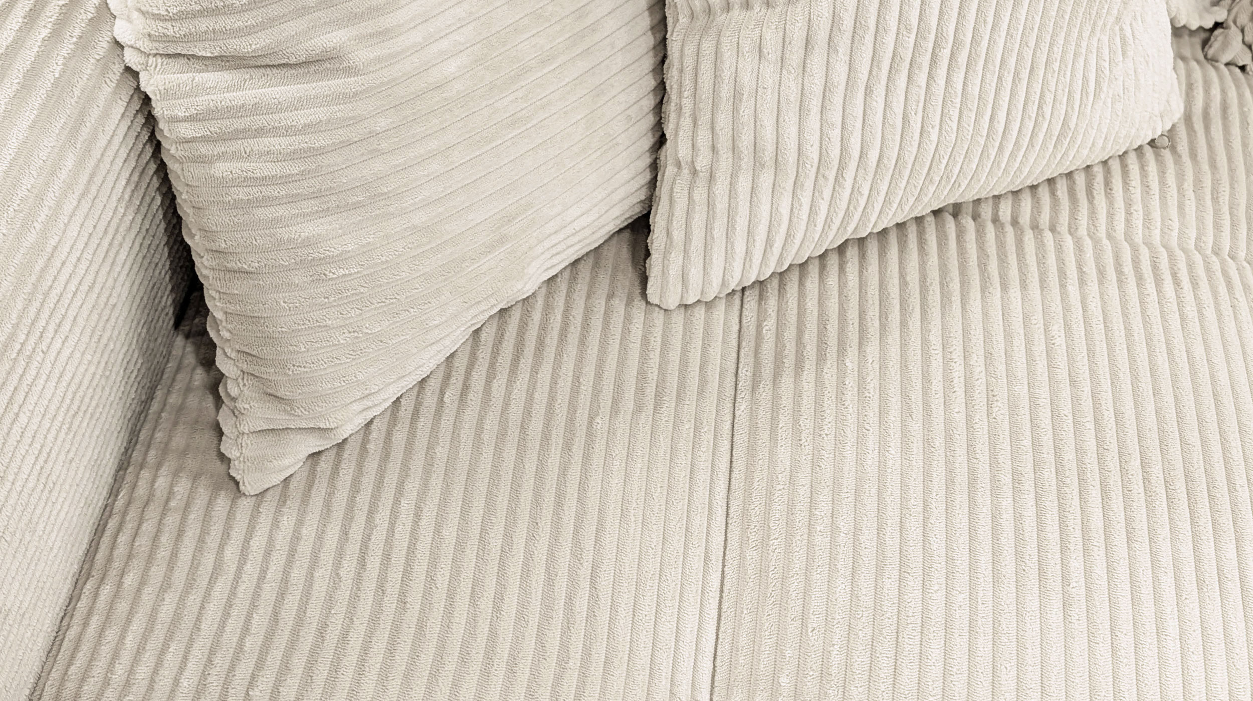 Big Sofa Cord beige mit Nosagunterfederung 300 cm - ARTEMIS