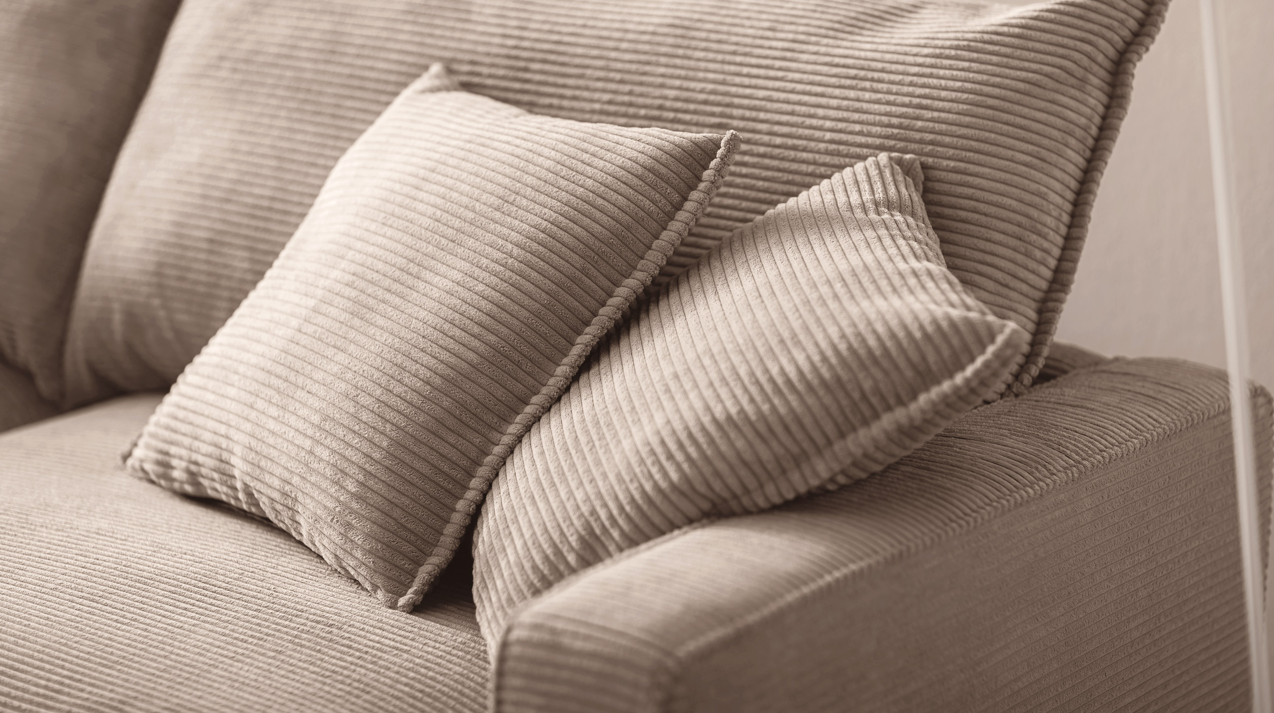 Big Sofa Cord beige - 242 cm - Nosagunterfederung - TRIBECCA 