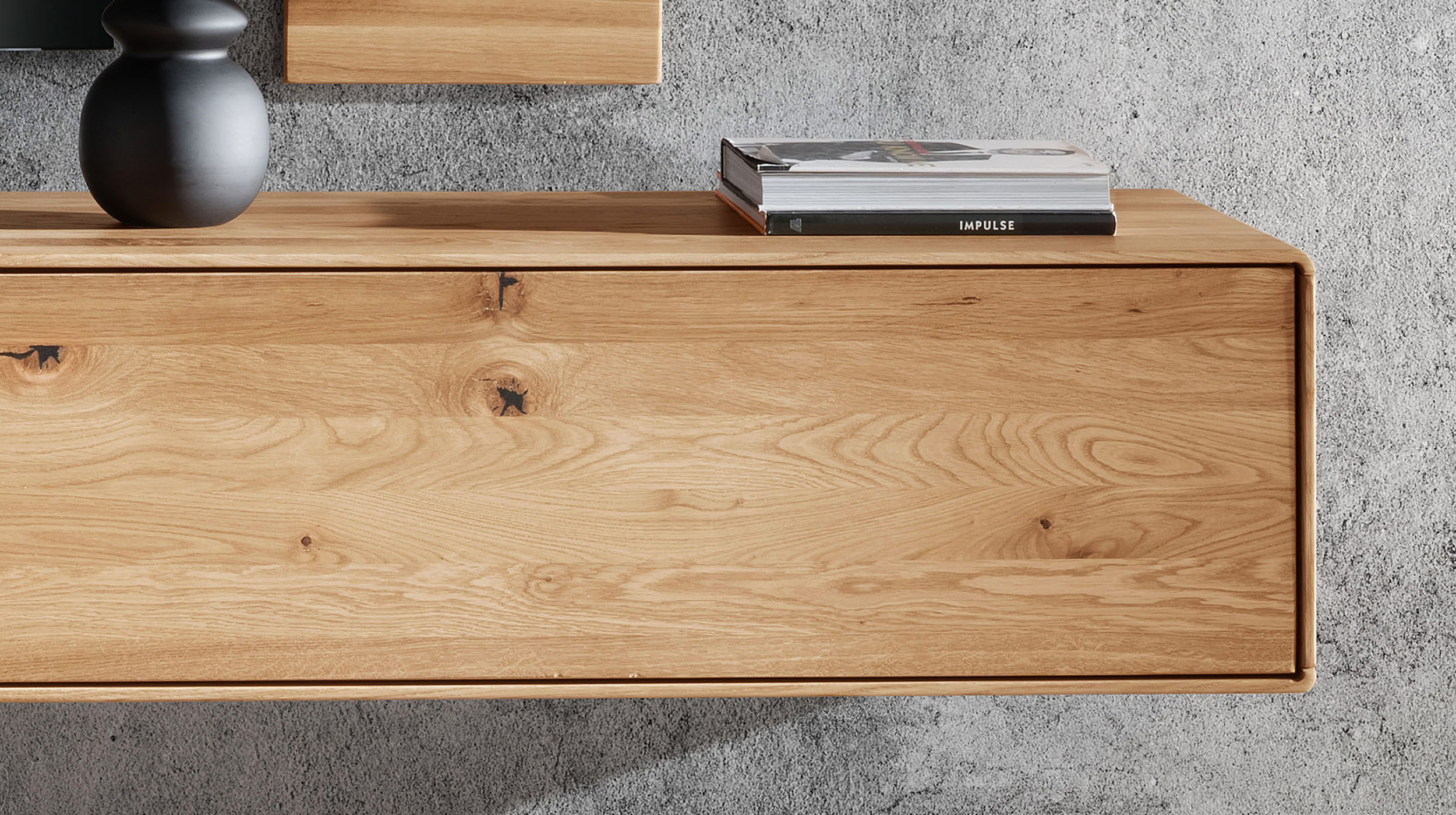 TV - Lowboard Wildeiche massiv geölt - montiert - 220 cm - TORVEN