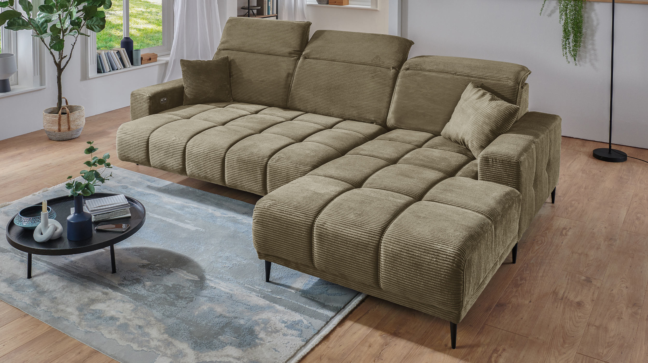 Ecksofa Cord grün ausziehbar - Sitztiefenverstellung 286 cm - OT rechts - MARISOL