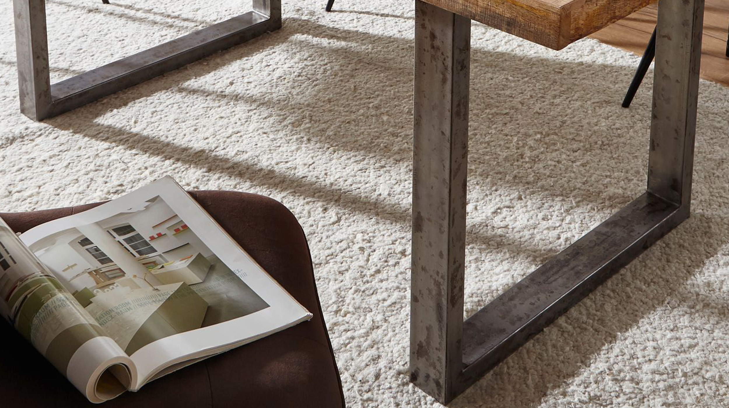 Esstisch massives Mango-Holz lackiert 180 x 90 cm - MARETH