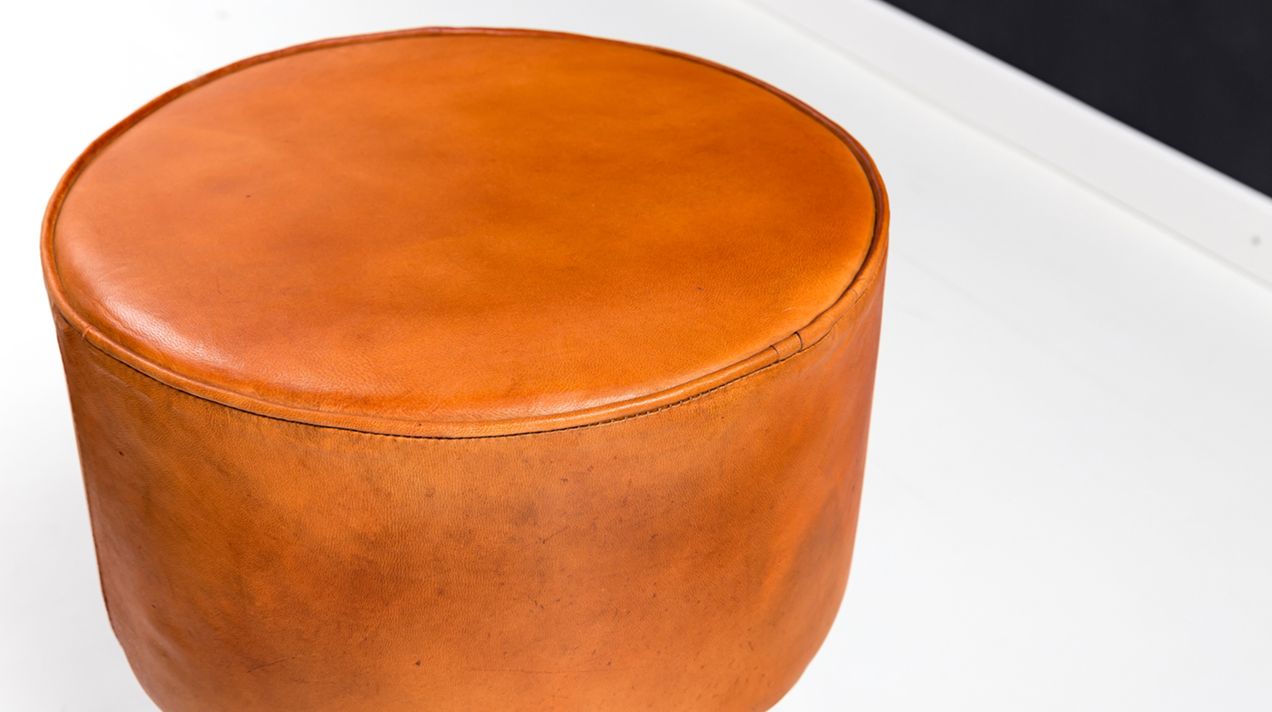 Sitz- & Fußhocker rund Echtleder braun Mango massiv - SILVAS