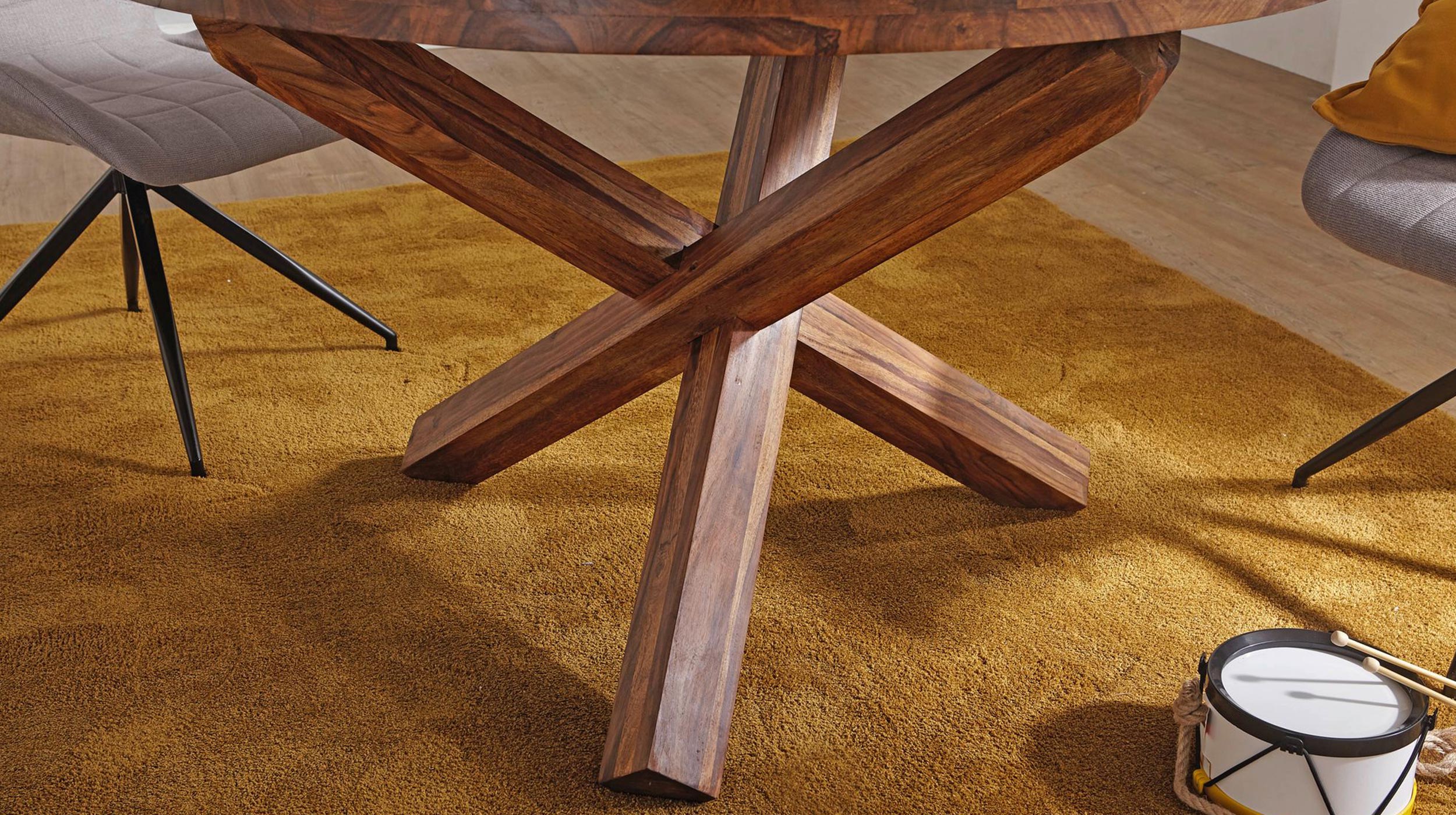 Esstisch 120 cm rund Sheesham massiv gebeizt - BARK 