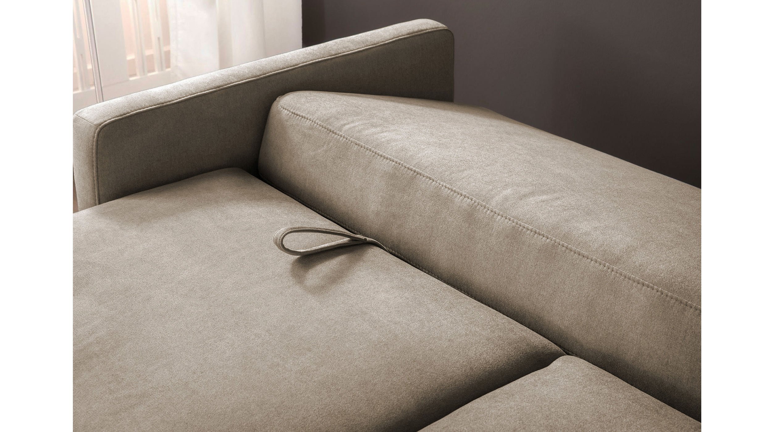 Schlafsofa in taupe - Bettkasten - 226 cm - FRISCO DE LUXE