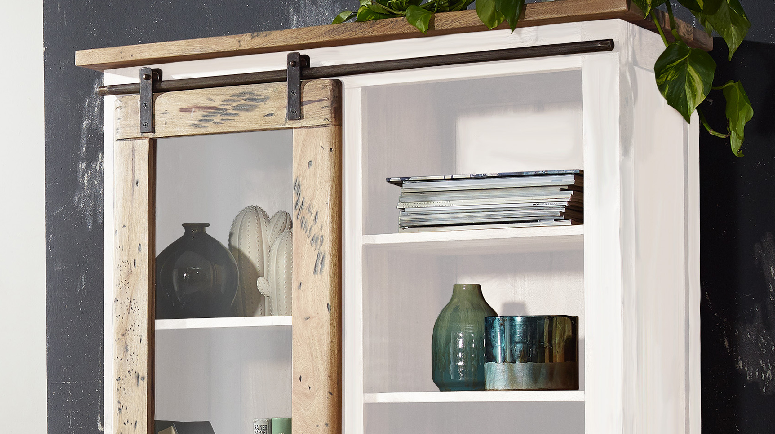 Vitrine mit Schiebetür Mango massiv weiß Breite 100 cm - EMANUEL