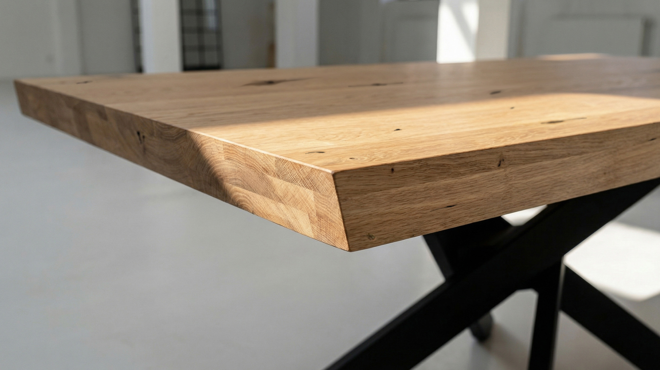 Esstisch Massivholztisch 200 x 100 cm Wildeiche geölt - AHUS