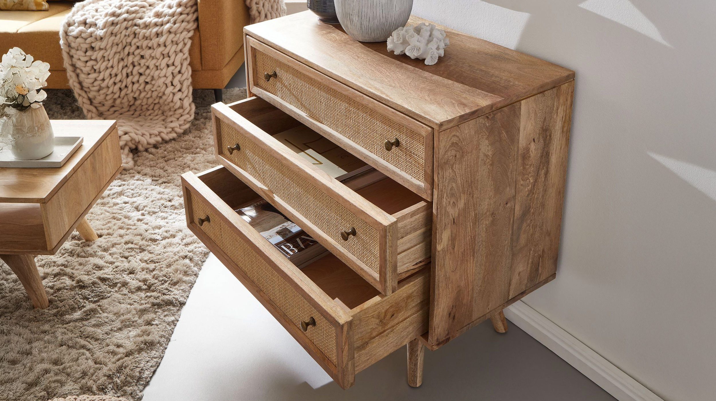 Kommode mit 3 Schubladen Mango massiv - Rattan 80 x 40 cm - RIKARD