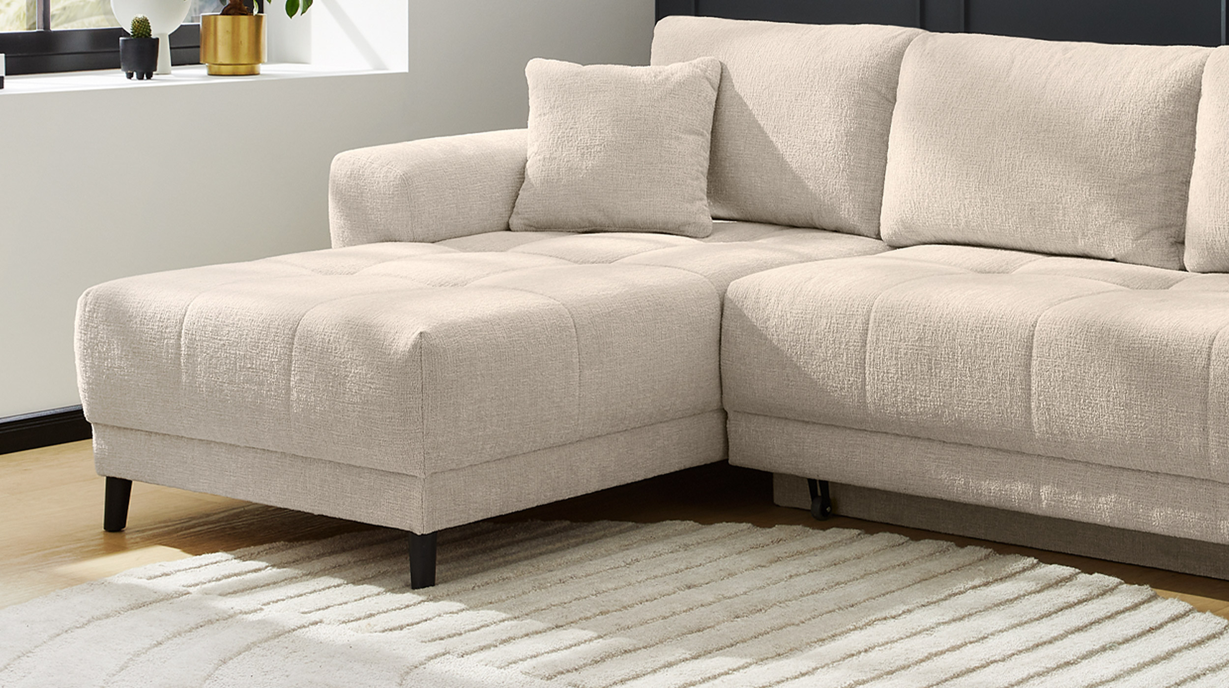 Ecksofa mit Schlaffunktion beige 251 x 172 cm - Bettkasten - BEVERLY  Ecksofa mit Schlaffunktion beige 251 x 172 cm - Bettkasten - BEVERLY