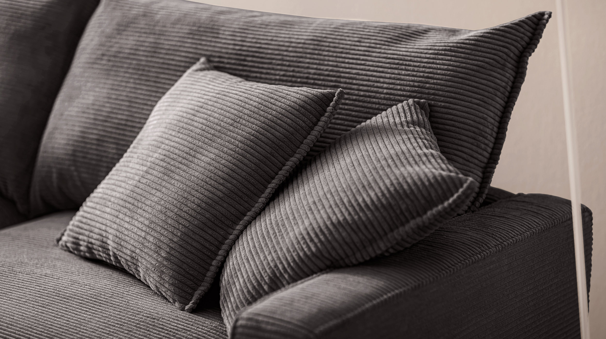 Big Sofa Cord grau - 242 cm - Nosagunterfederung - TRIBECCA 