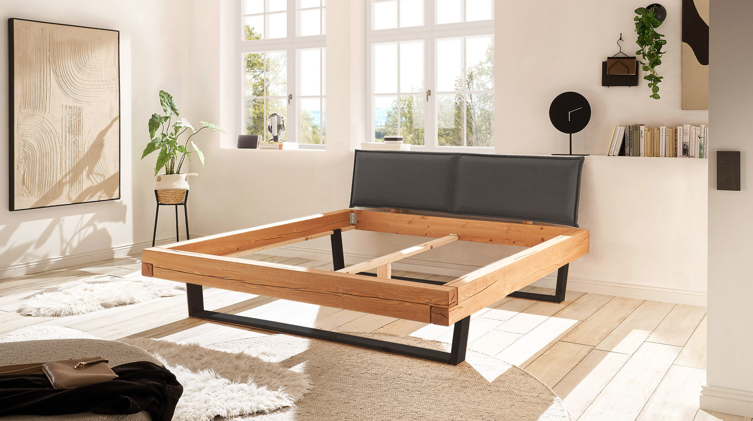 Balkenbett 180 cm Kiefer massiv Polsterkopfteil - U-Gestell - NORDEN
